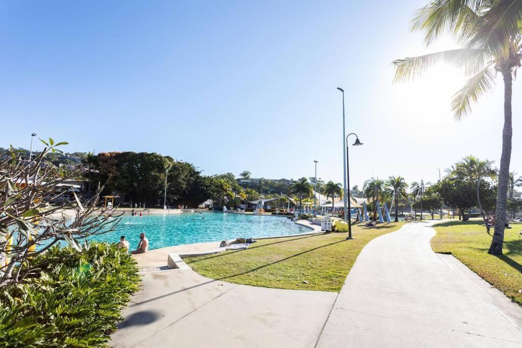 Airlie Sun & Sand Motel Accommodation #4 Airlie Beach Kültér fotó